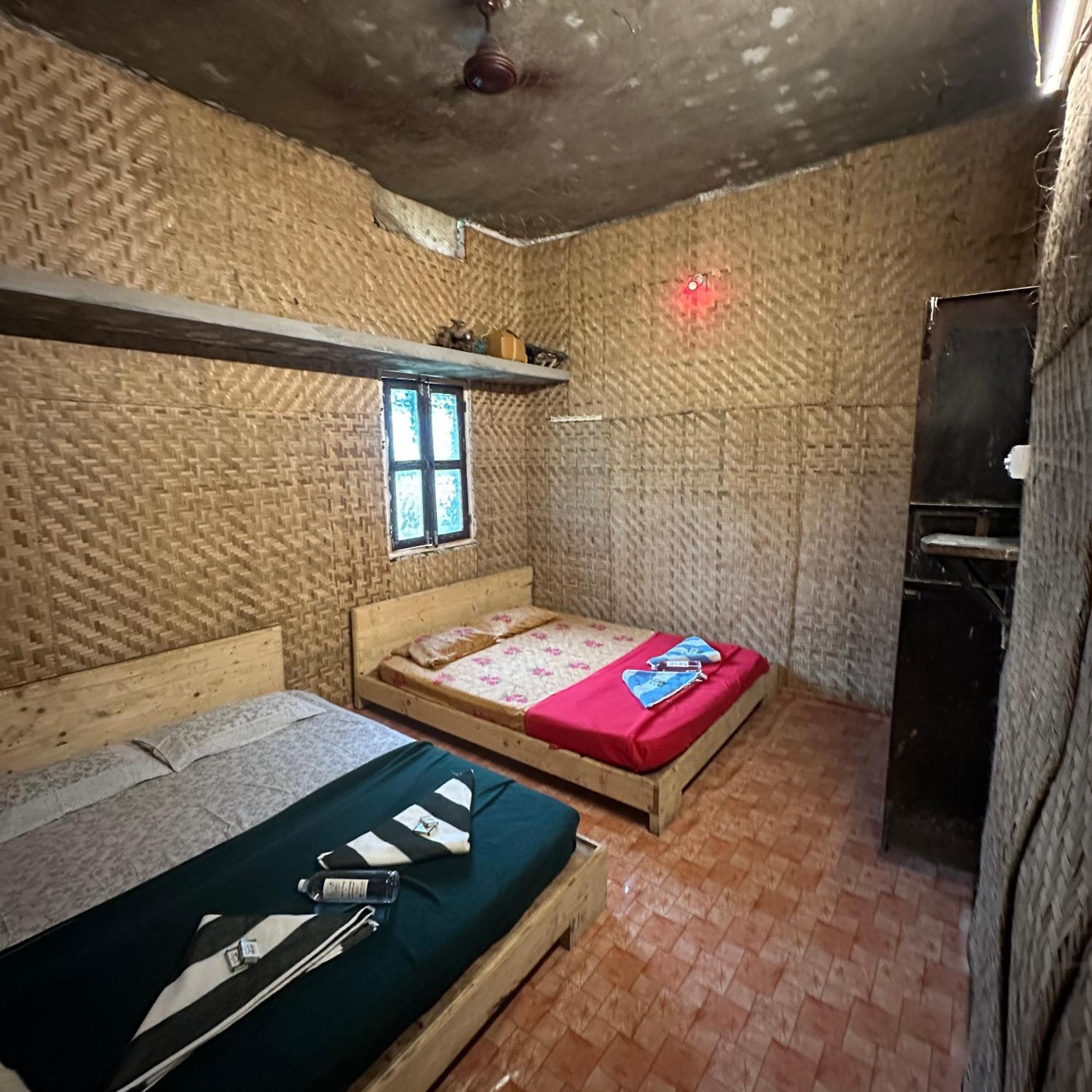 The Gravity Cafe -A Unit Of Staychillhampi Eksteriør bilde