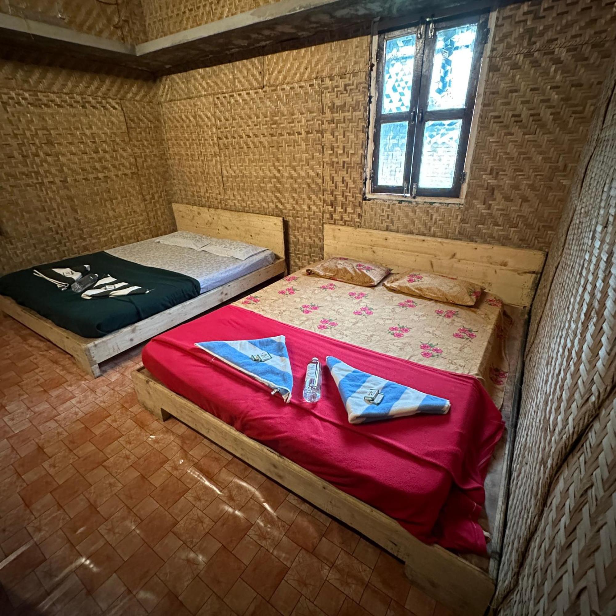 The Gravity Cafe -A Unit Of Staychillhampi Eksteriør bilde